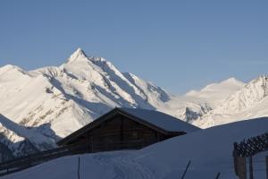 Into the Wild Package Winter